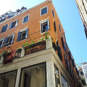 Piccolo A San Marco Apartment Venice